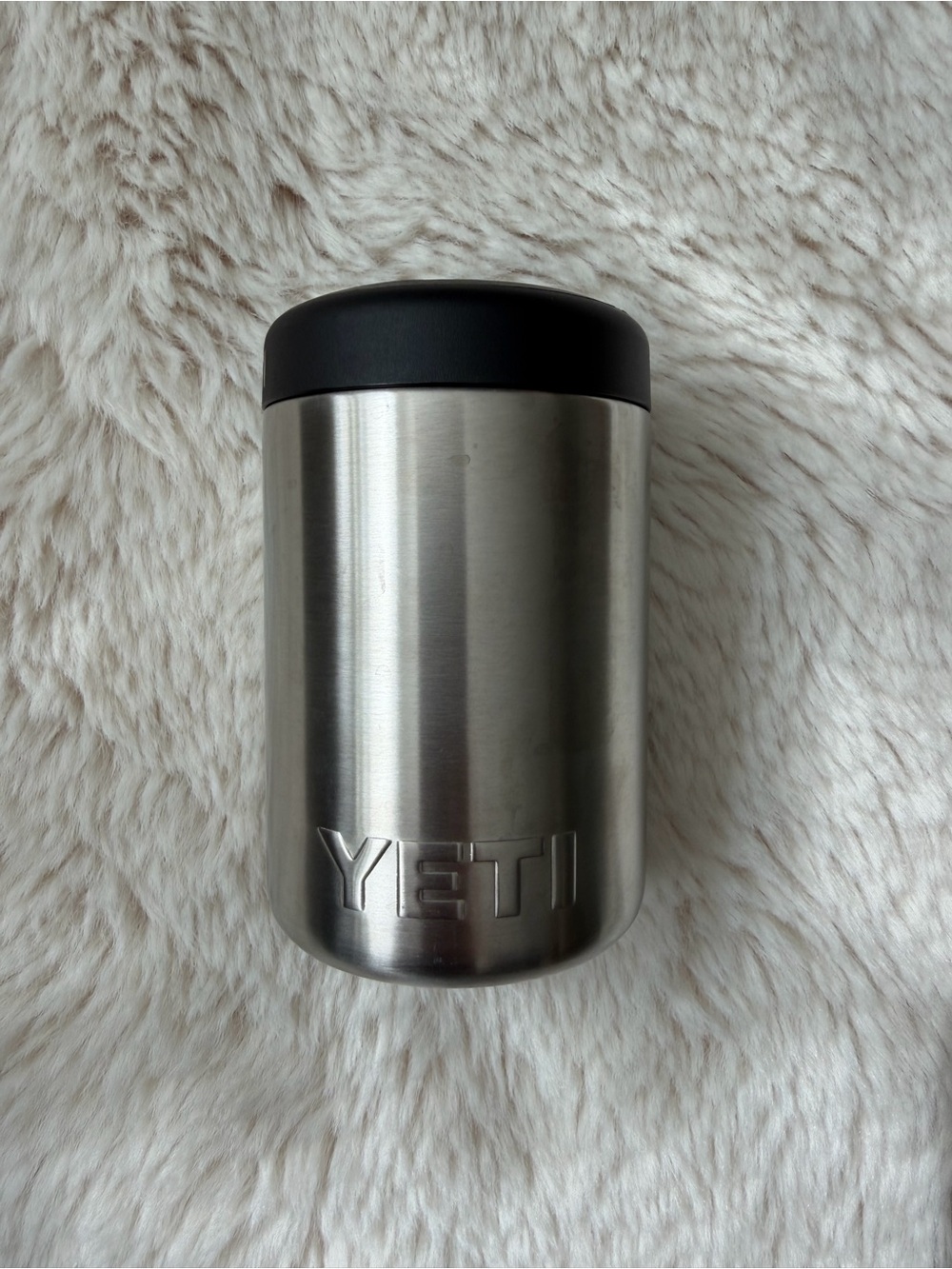 Yeti Stainless Steel Can Insulator with Silver Finish